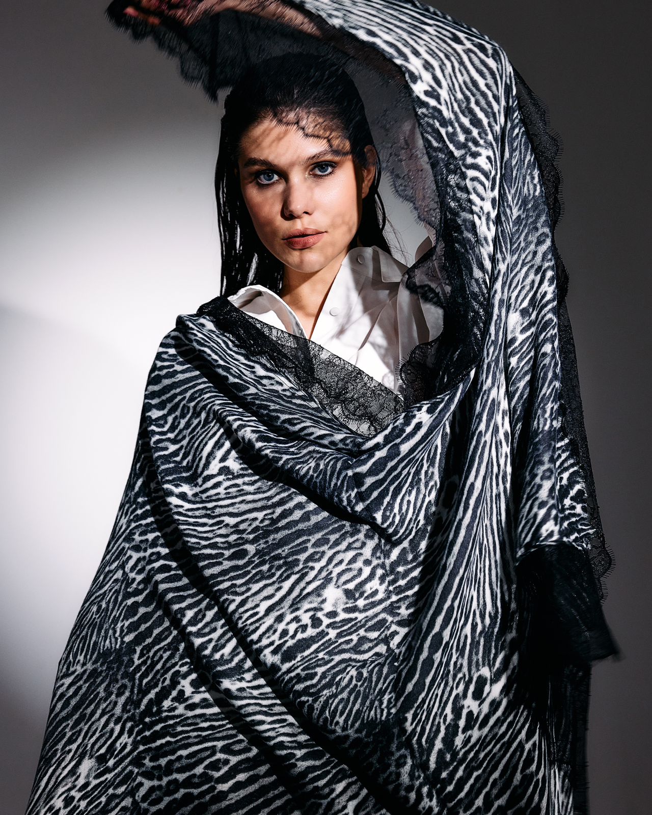 SHAWLS